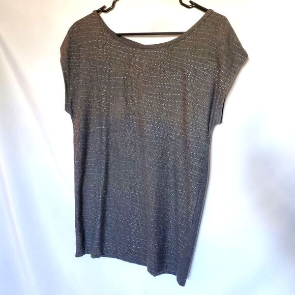 Gray w/ Gold Detail Foreign Exchange Tunic Top, Small - Picture 7 of 9